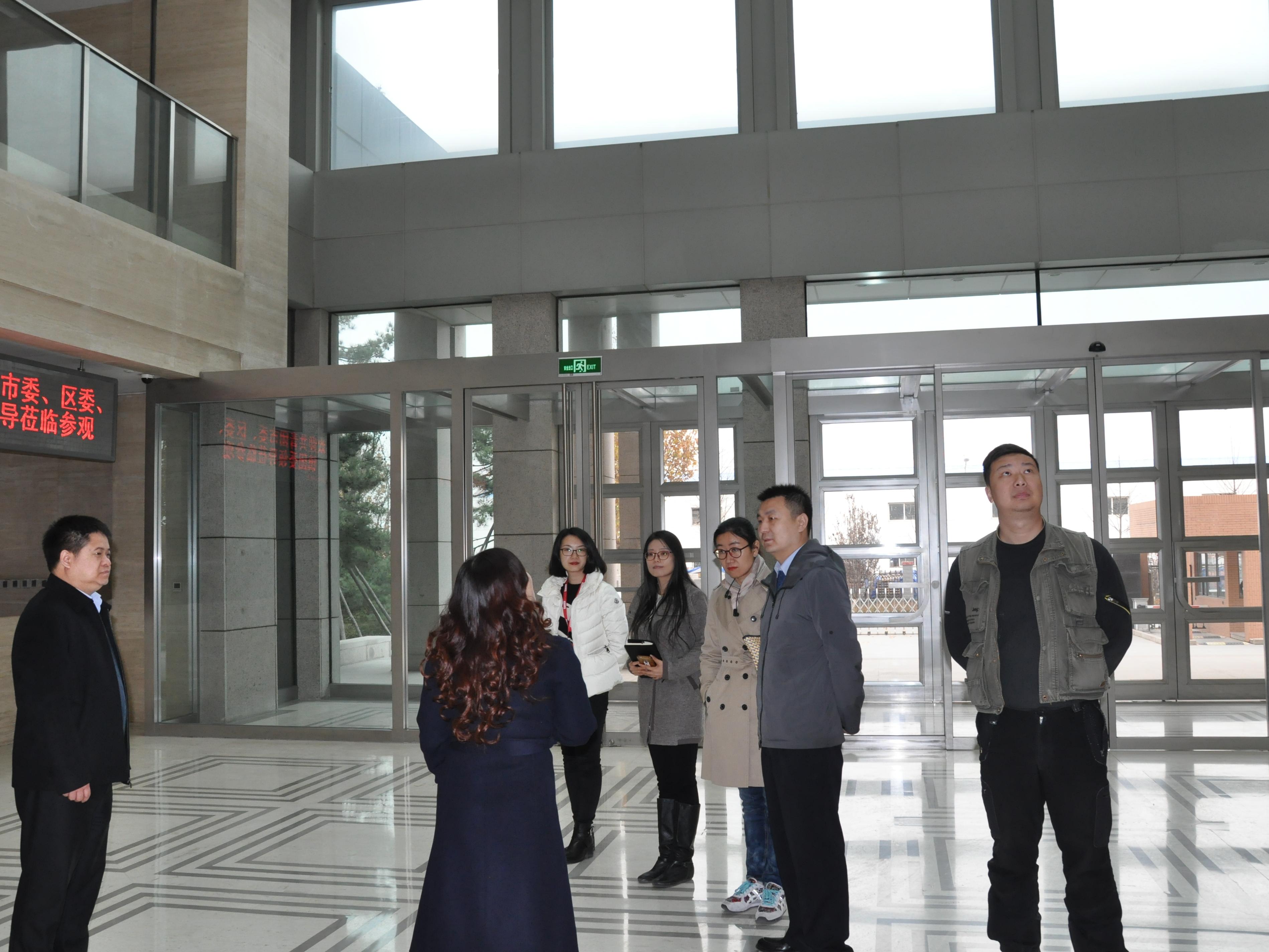 共青團(tuán)北京市委、瀛海鎮(zhèn)黨委、瀛海鎮(zhèn)團(tuán)委一行到訪美巢集團(tuán)